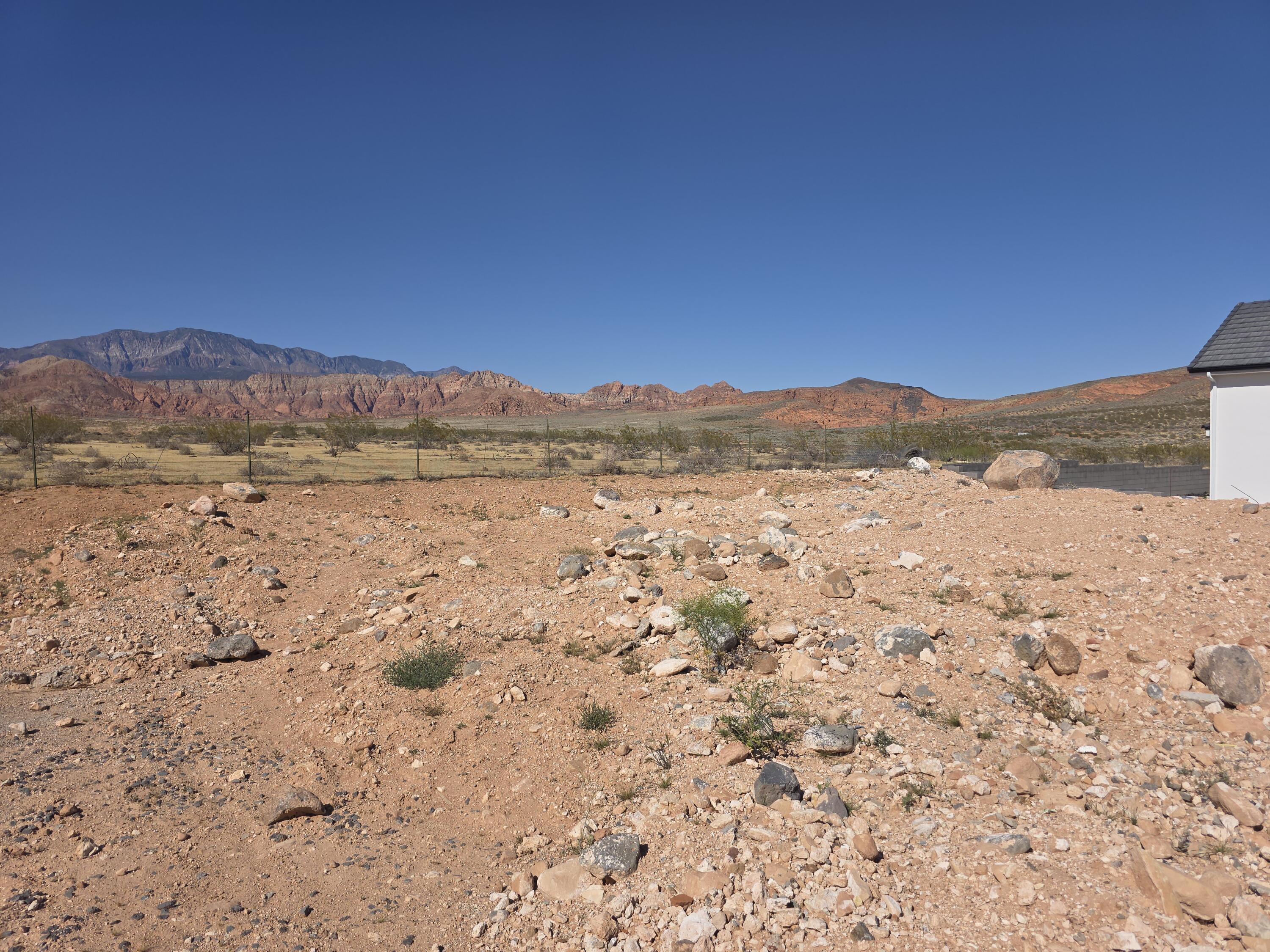 696 Scenario ST, Washington, UT 84780 — photo 1