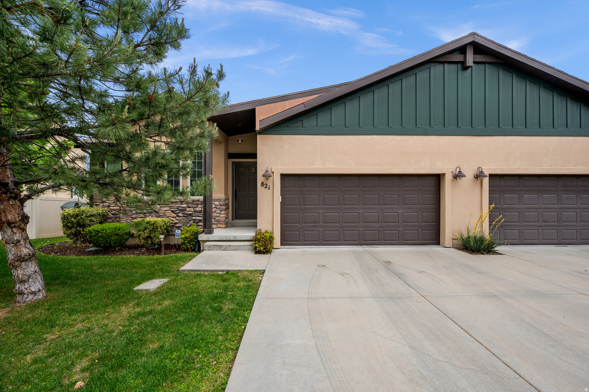 821 E OLIVIA CT, Salt Lake City, UT 84107 — photo 1