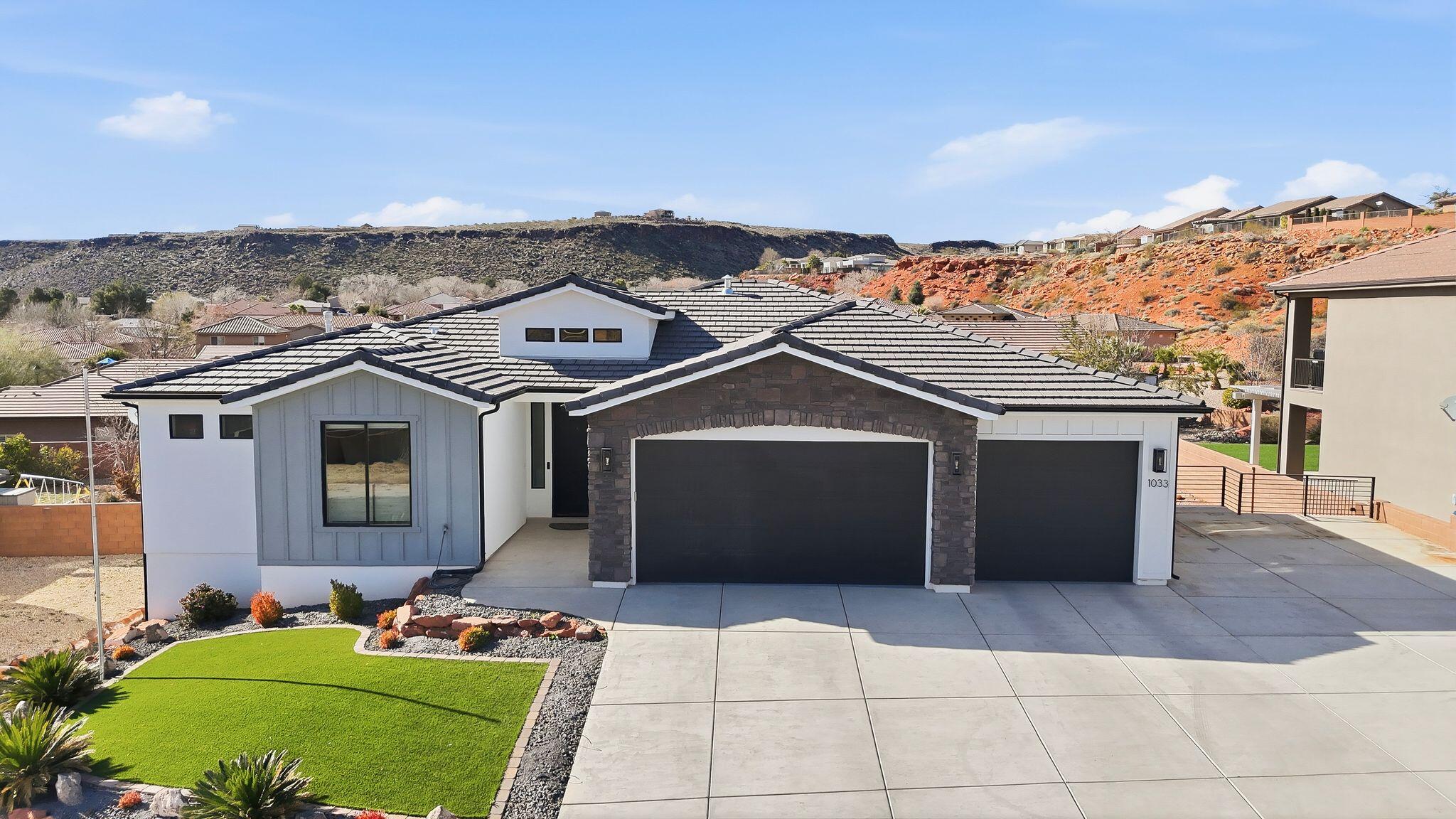 1033 N 2050 E, St George, UT 84770 — photo 1