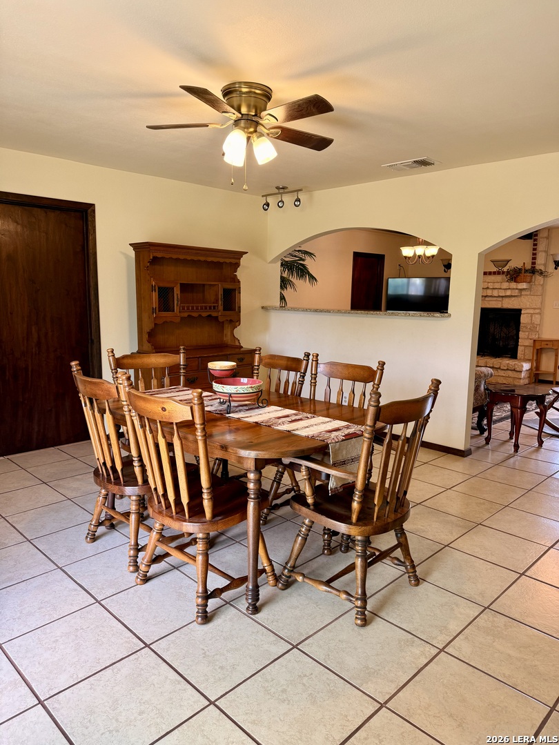 1215 RED GATE DR, San Antonio, TX 78264 — photo 1