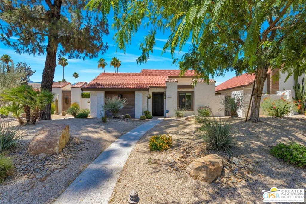 2277 S Gene Autry Trail E, Palm Springs, CA 92264 — photo 1