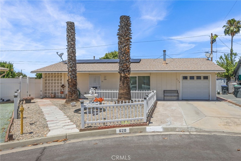 620 Snead Drive, Hemet, CA 92543 — photo 1