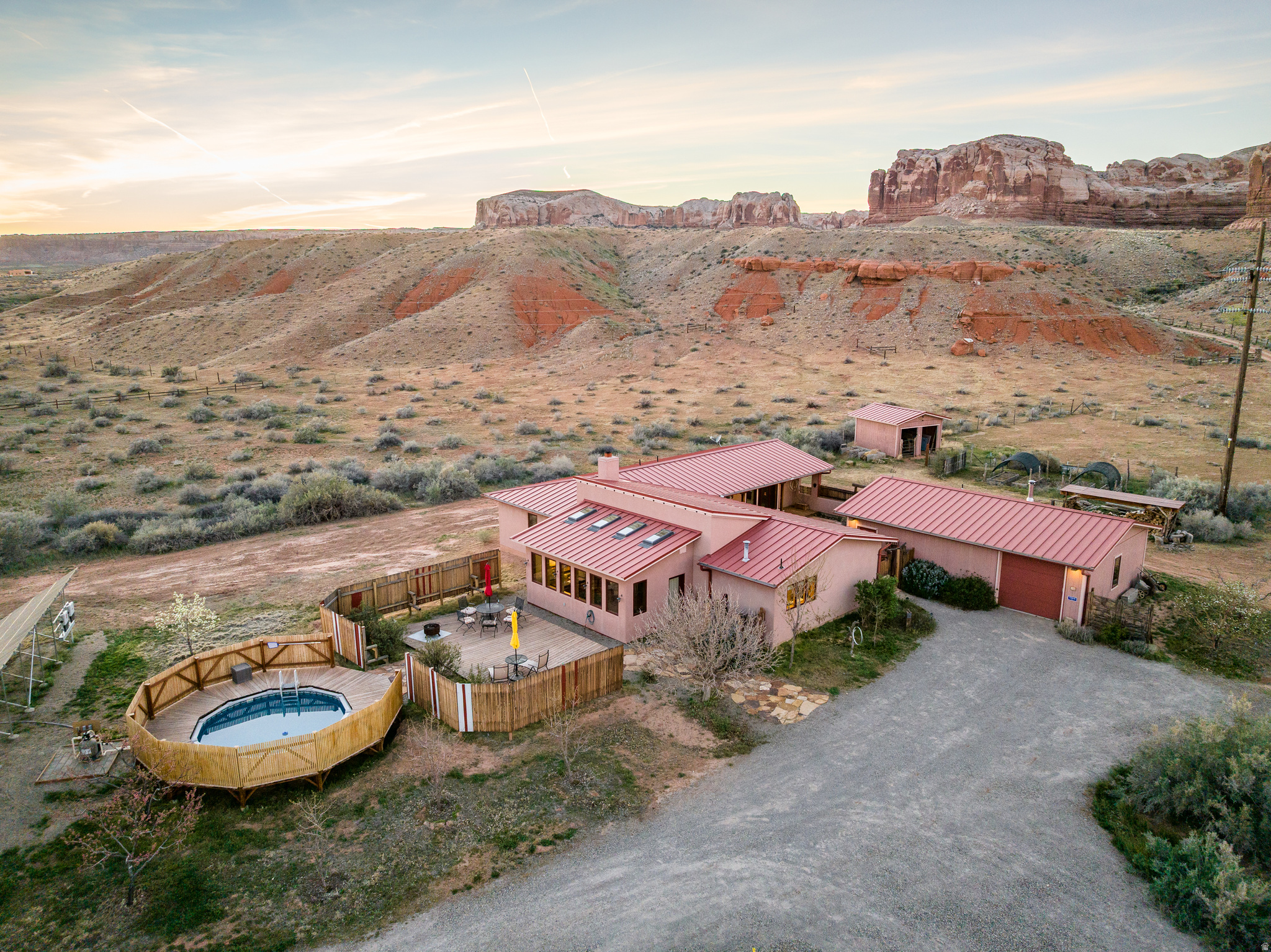 16 W COBBLE LN, Bluff, UT 84512 — photo 1