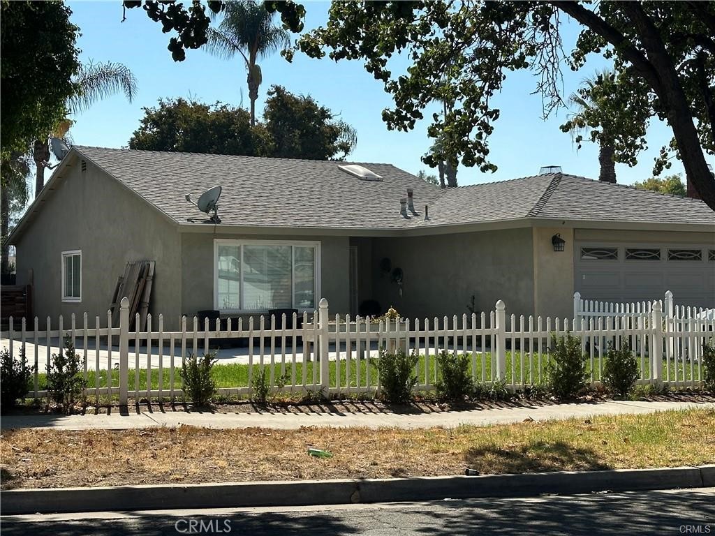 2832 Litchfield, Riverside, CA 92503 — photo 1
