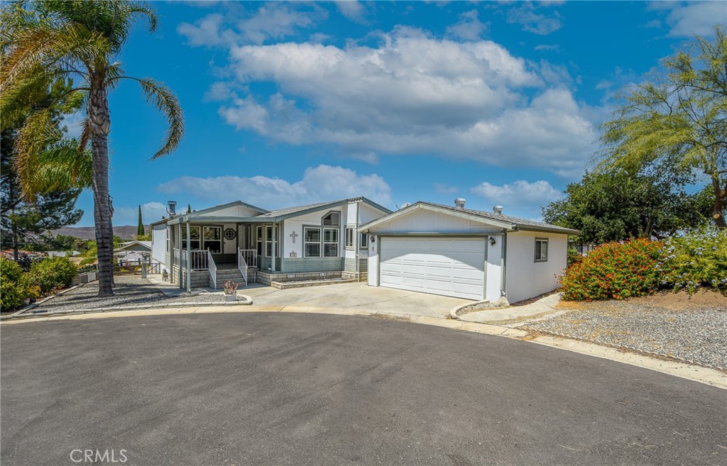 1536 S State Street 218 B, Hemet, CA 92543 — photo 1