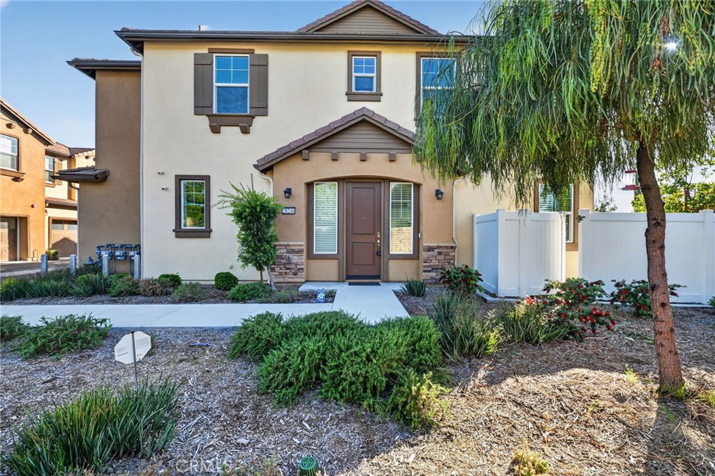 139-28246 Heirloom, Temecula, CA 92591 — photo 1