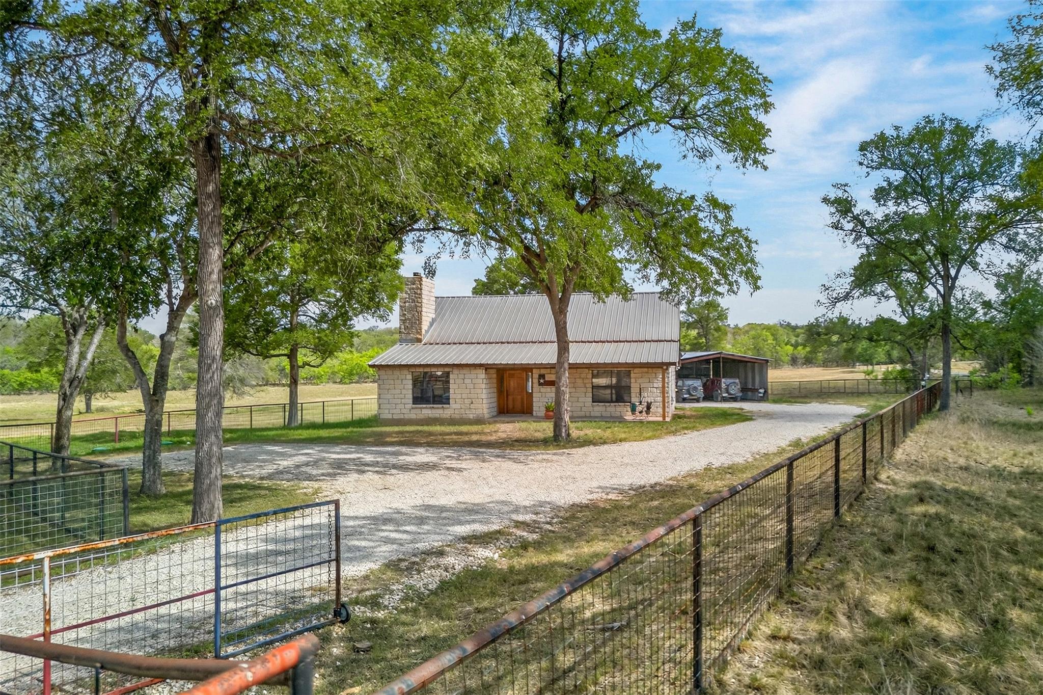 1077 Burdette Wells, Lockhart, TX 78644 — photo 1
