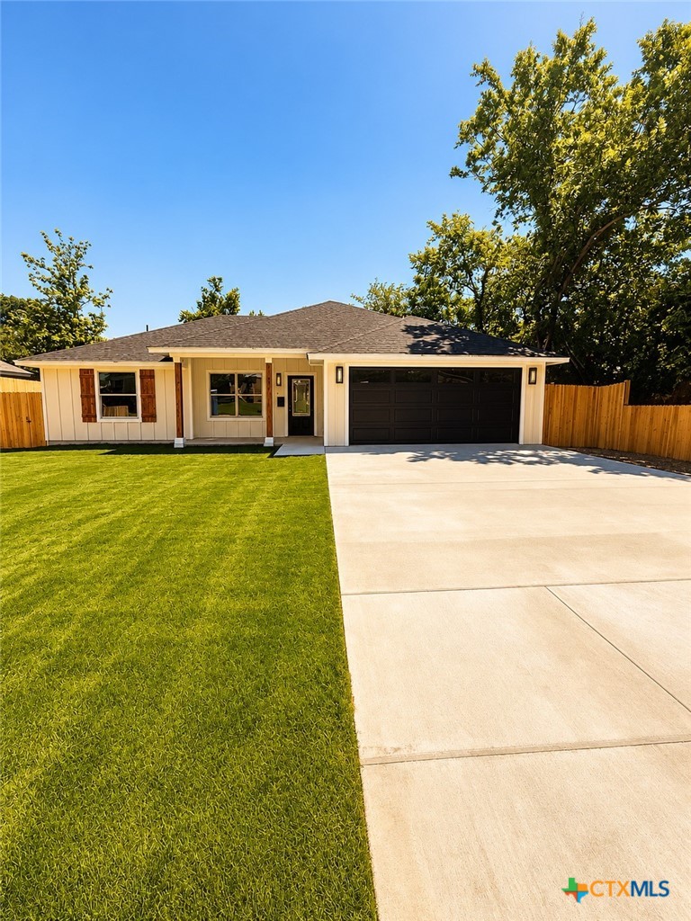 407 E Lamar Avenue, Temple, TX 76501 — photo 1