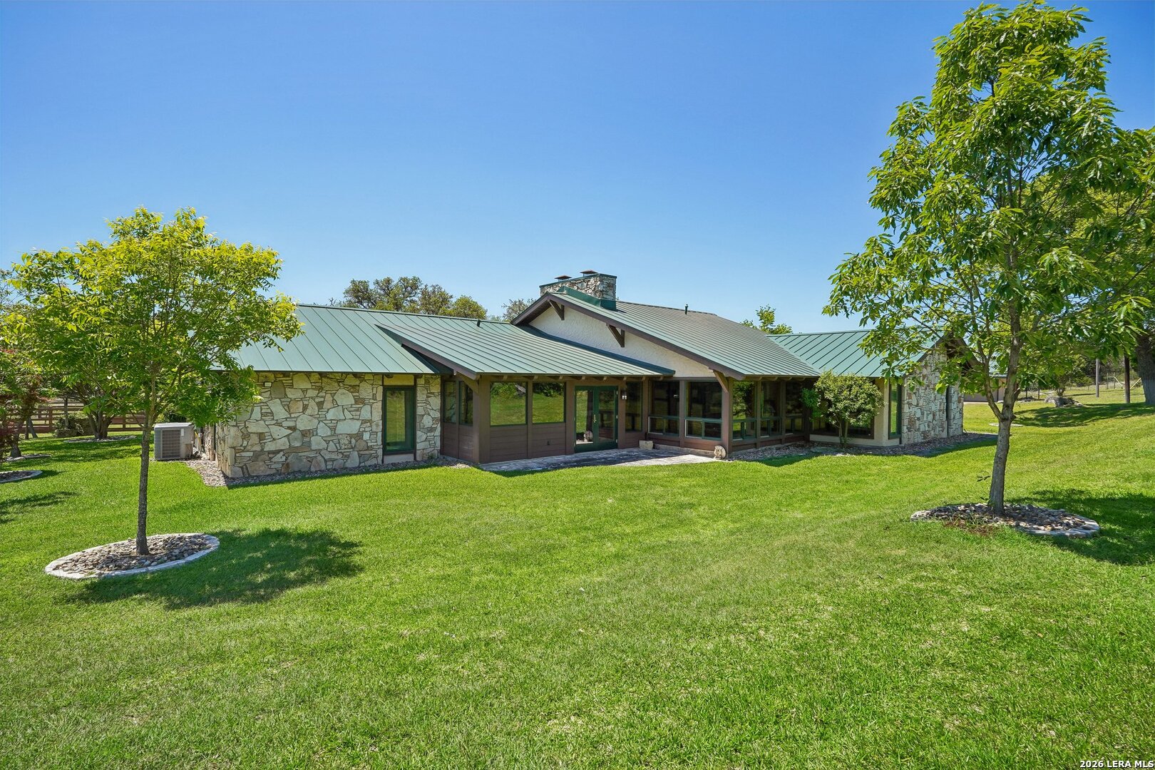 722 Lacey Oaks Parkway, , 78028 — photo 1