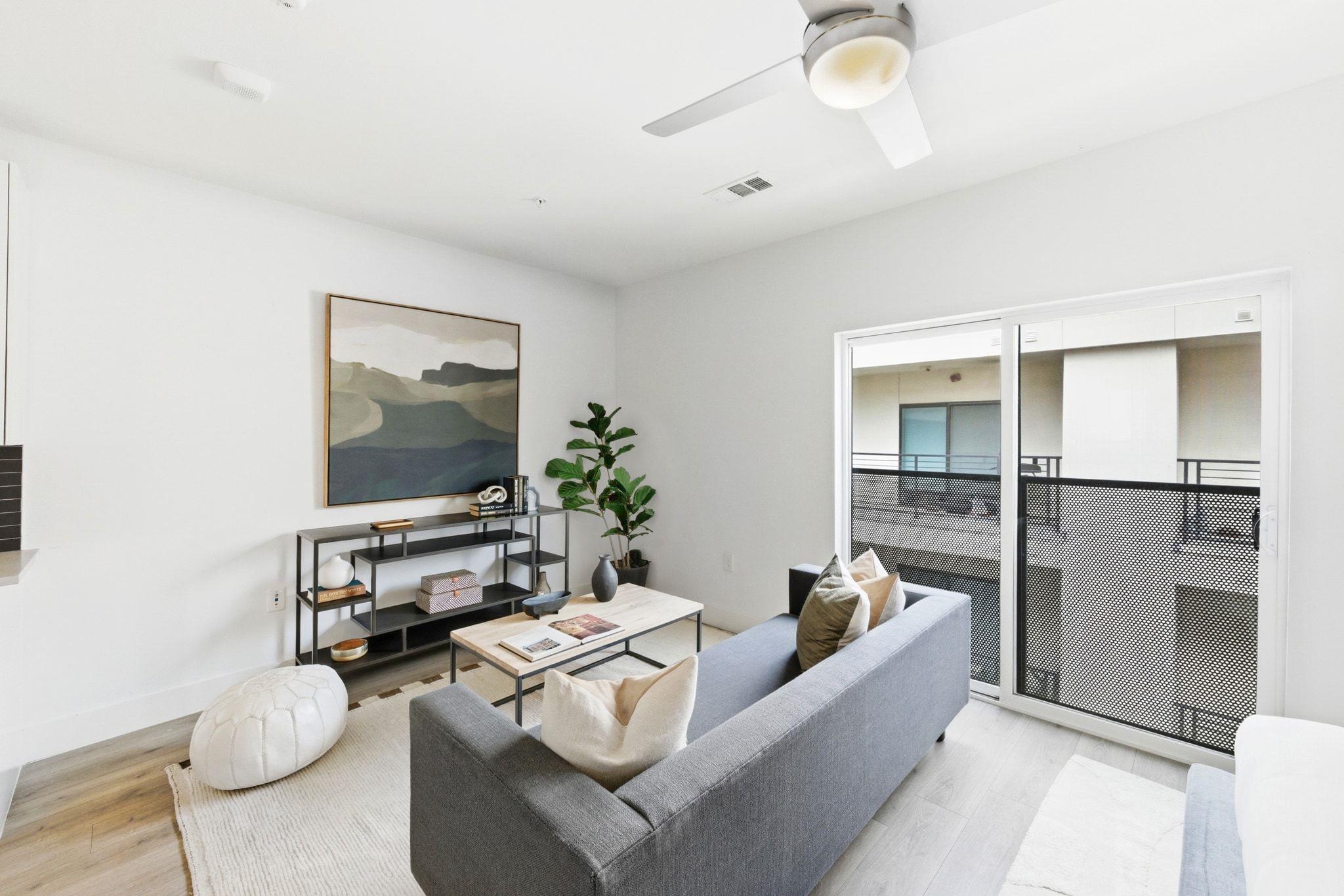 2213 Poquito, Austin, TX 78722 — photo 1