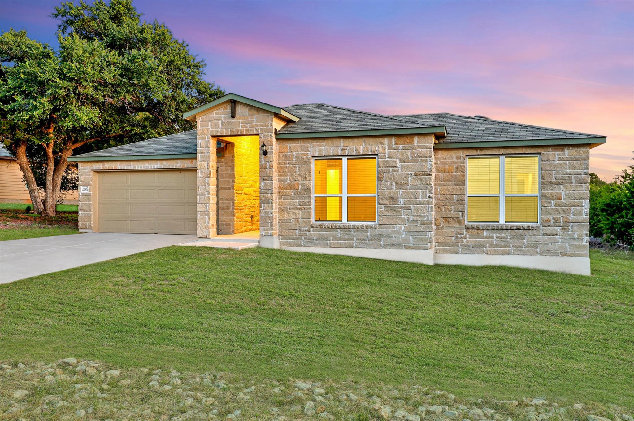 21807 Osage, Lago Vista, TX 78645 — photo 1