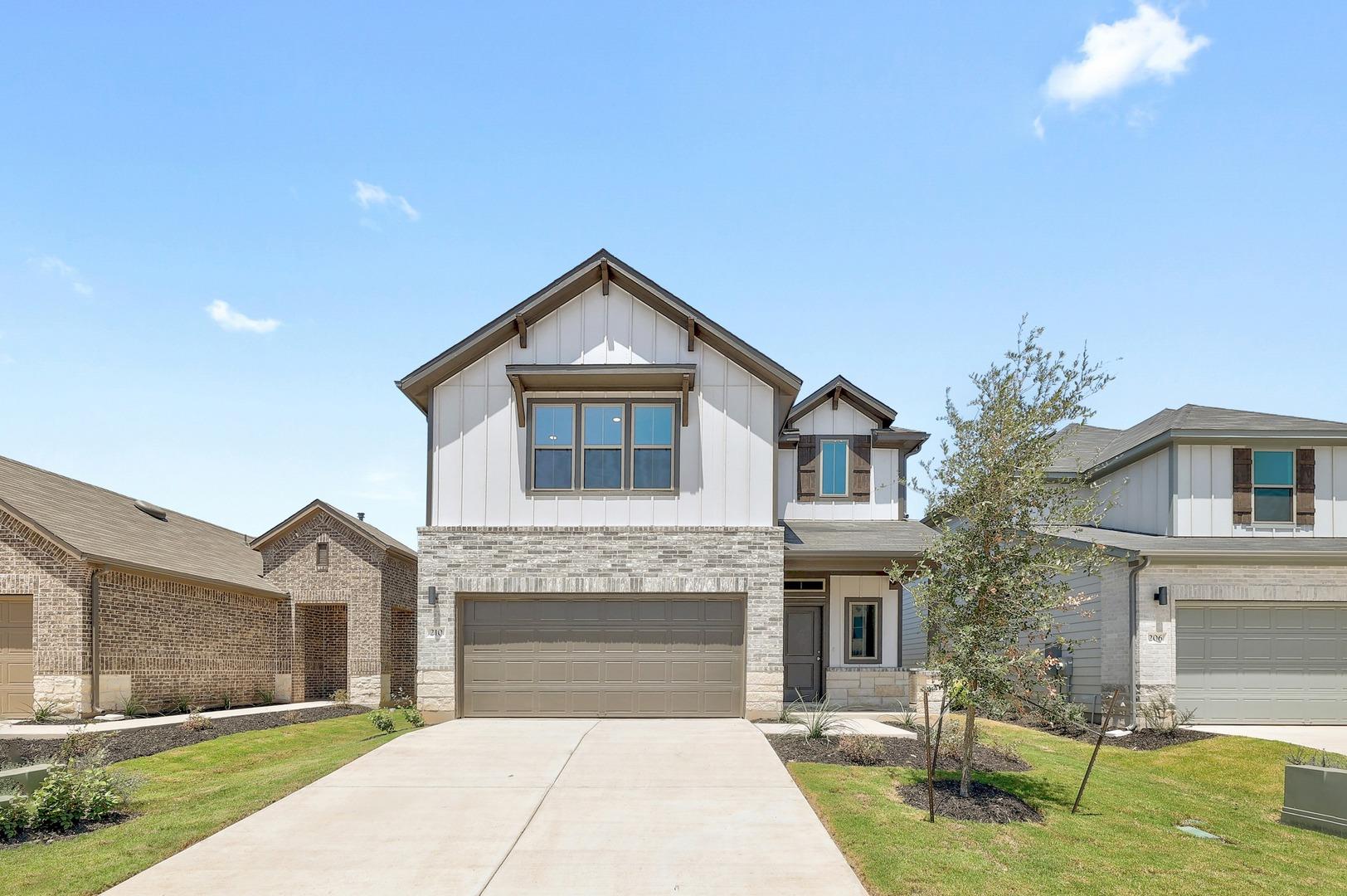 210 Hornet, Elgin, TX 78621 — photo 1