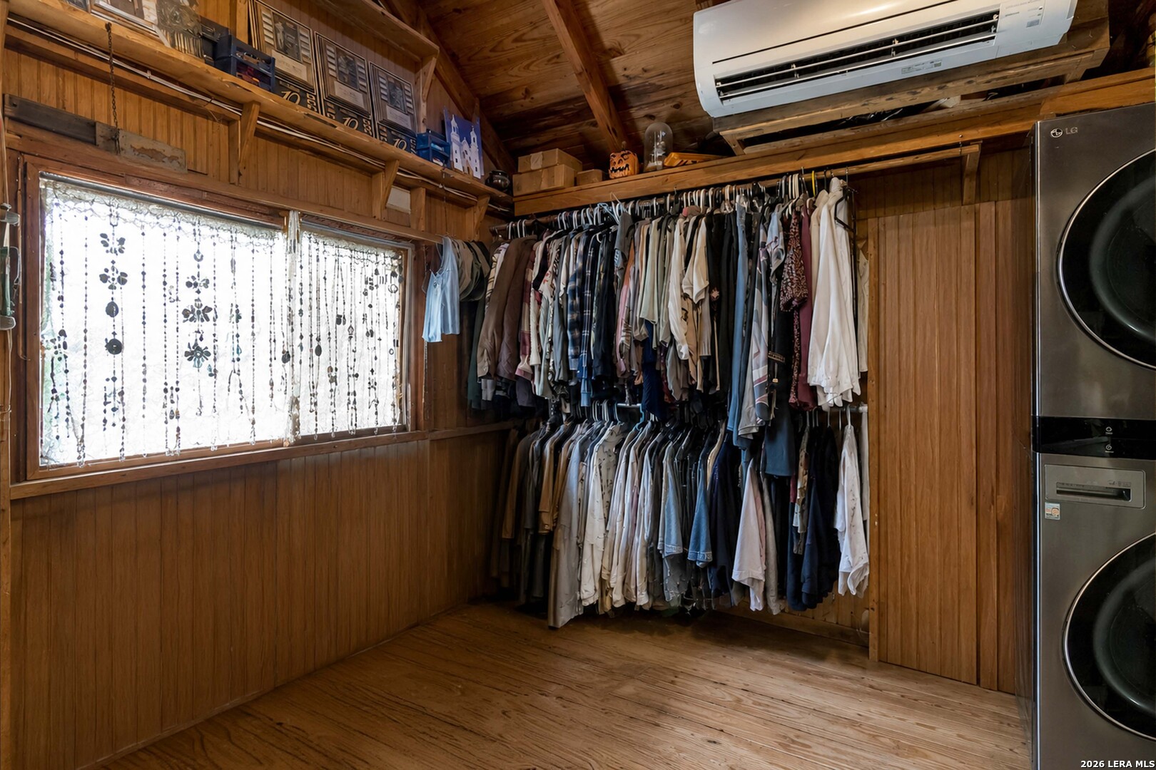 221 APACHERIA PASS W, , 78013 — photo 1