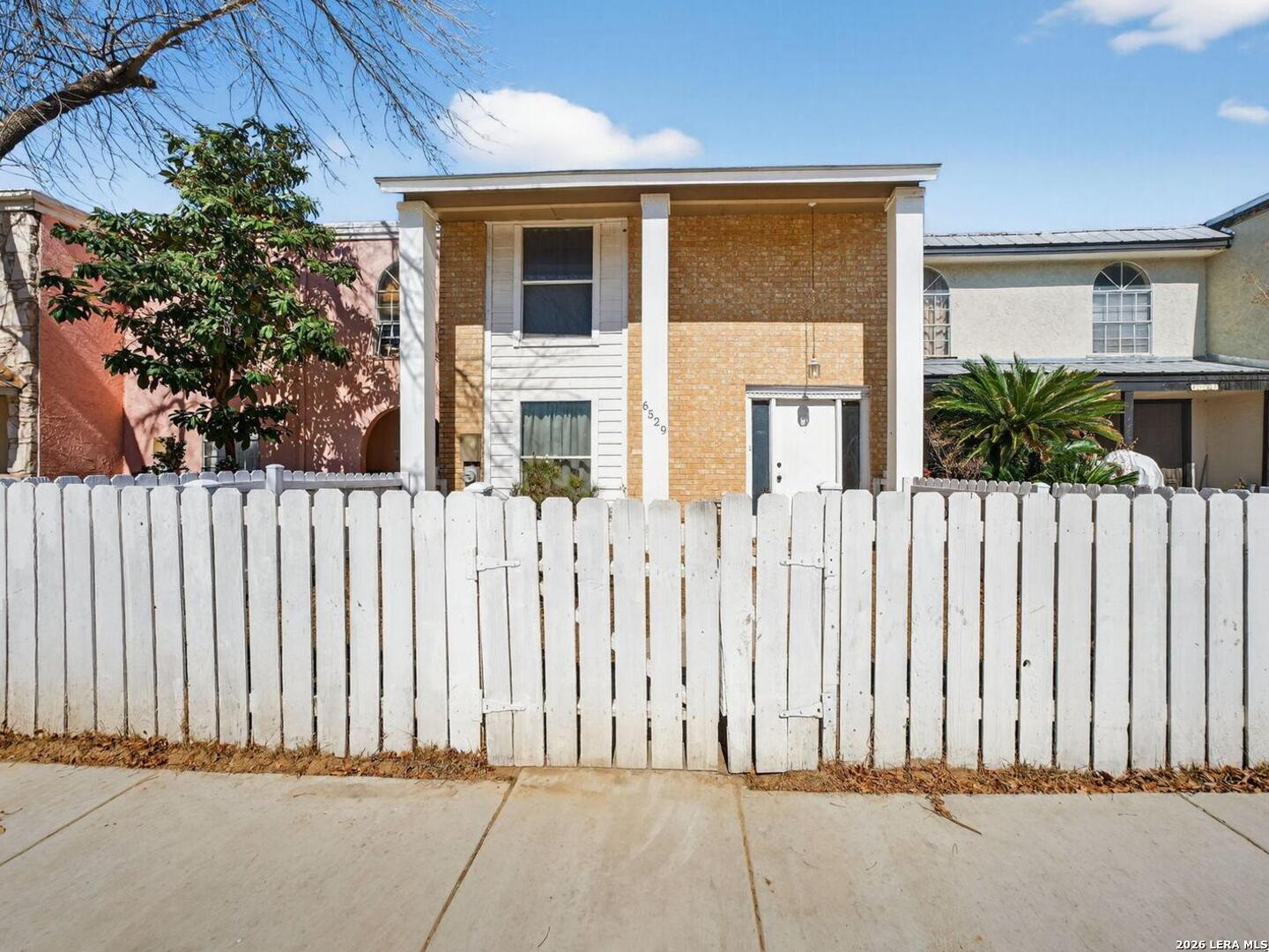 6529 Spring Hurst, , 78249 — photo 1