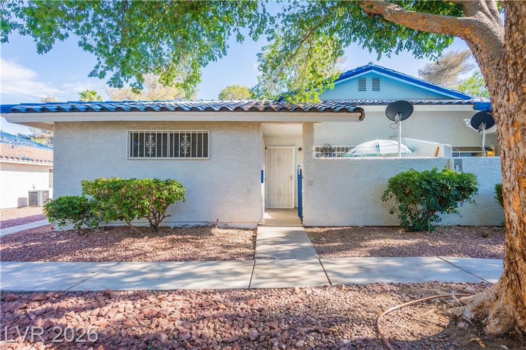 2124 Willowbury Drive, Las Vegas, NV 89108 — photo 1