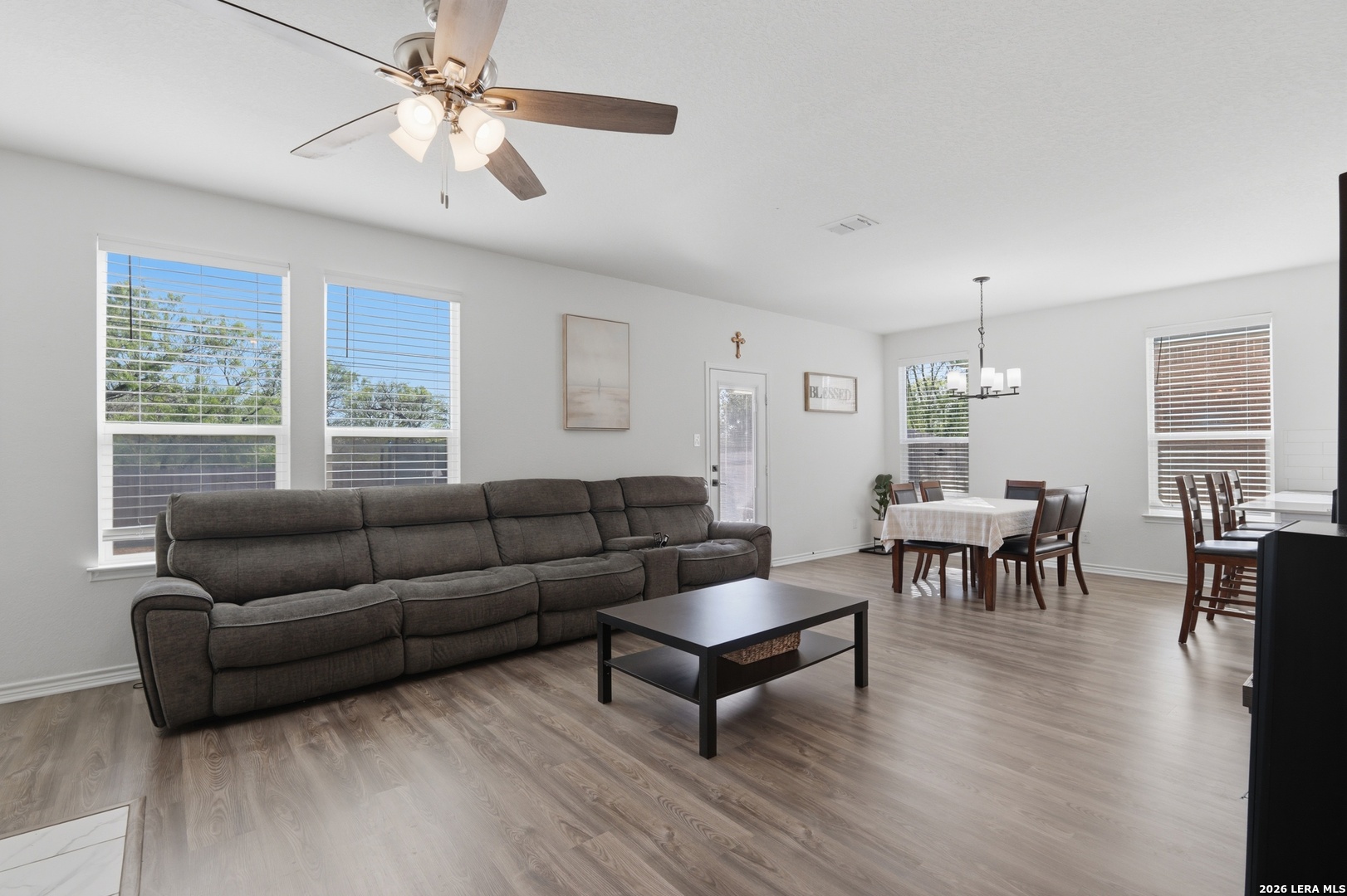 3266 Comanche Crossing, , 78224 — photo 1