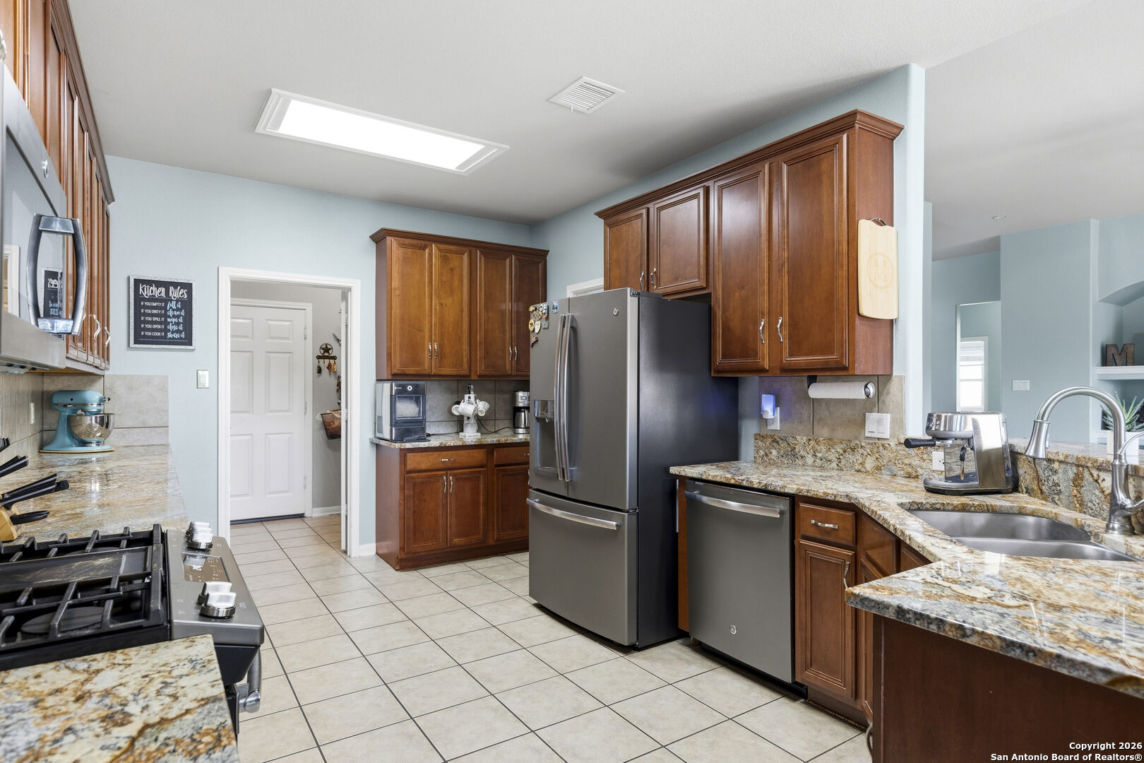 3206 Roan Vly, ,  78259 — photo 1