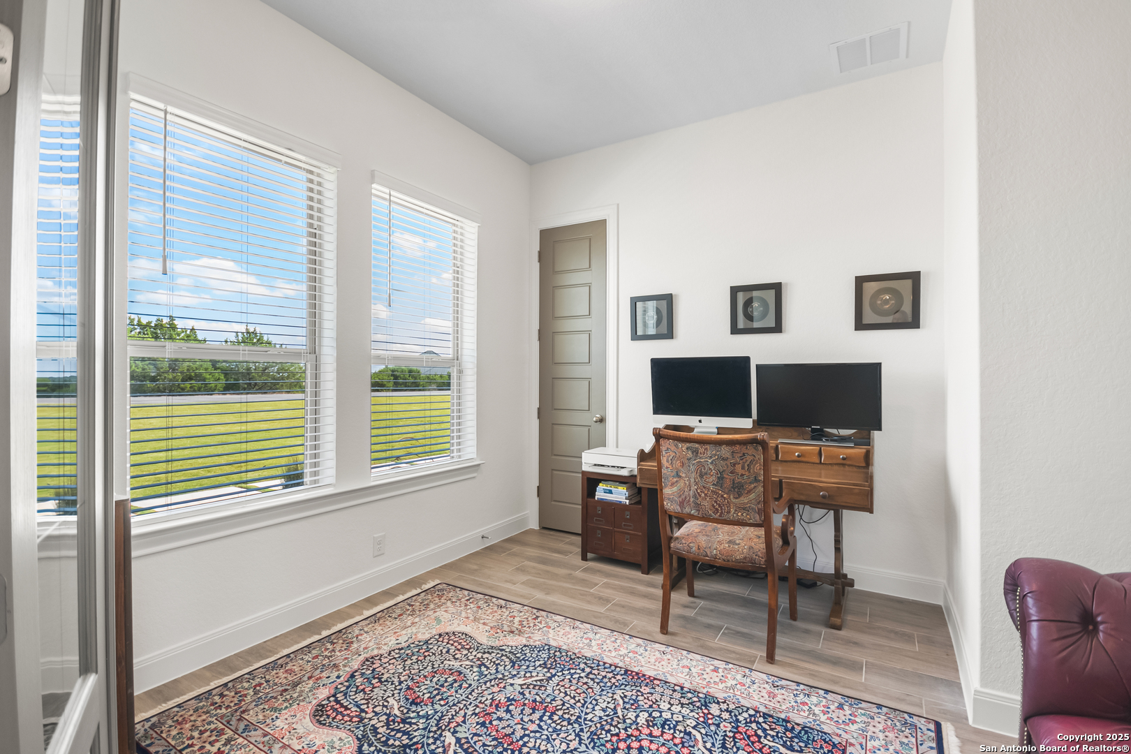 270 Blue Diamond, , 78006 — photo 1