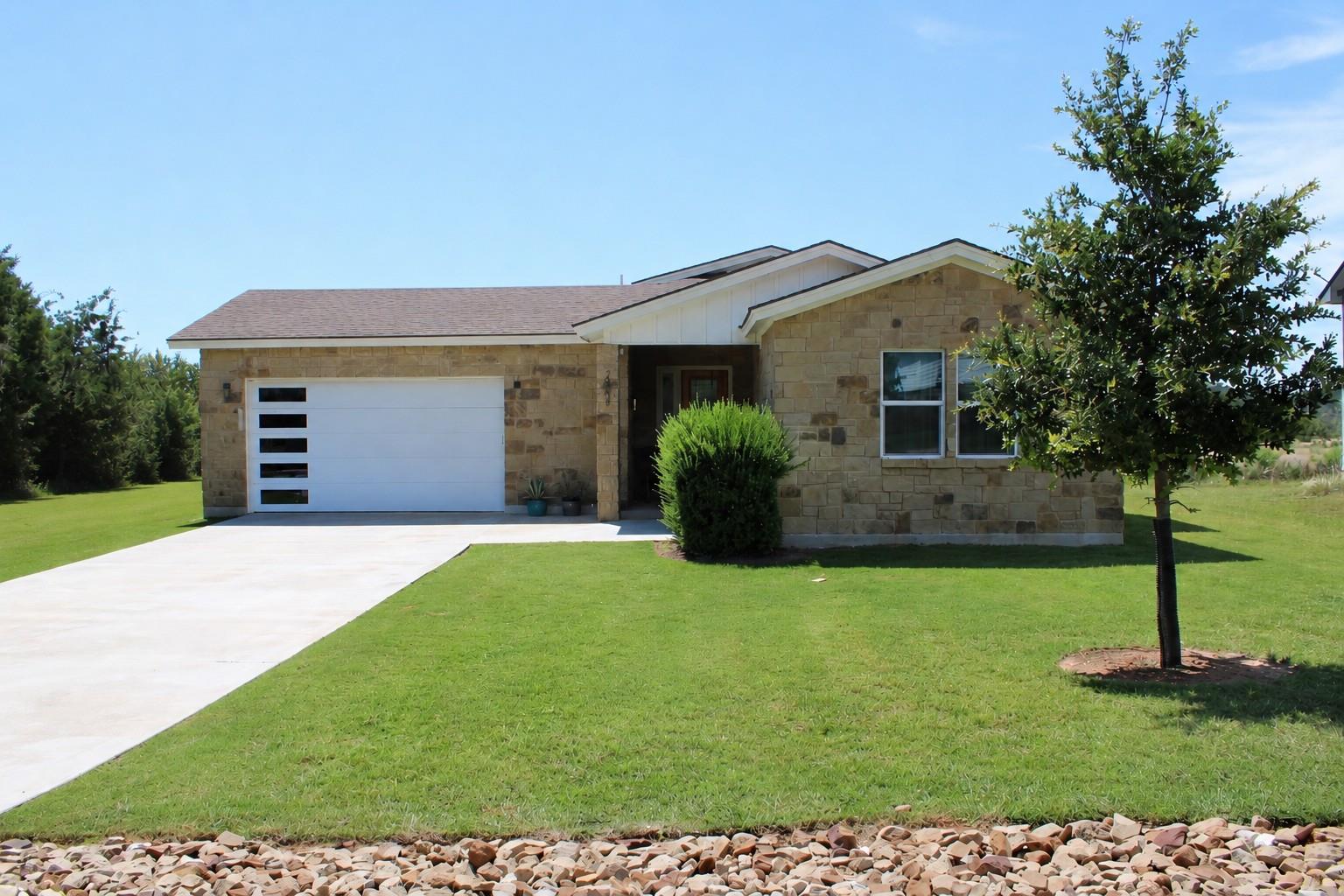 2108 Patriot, Lago Vista, TX 78645 — photo 1