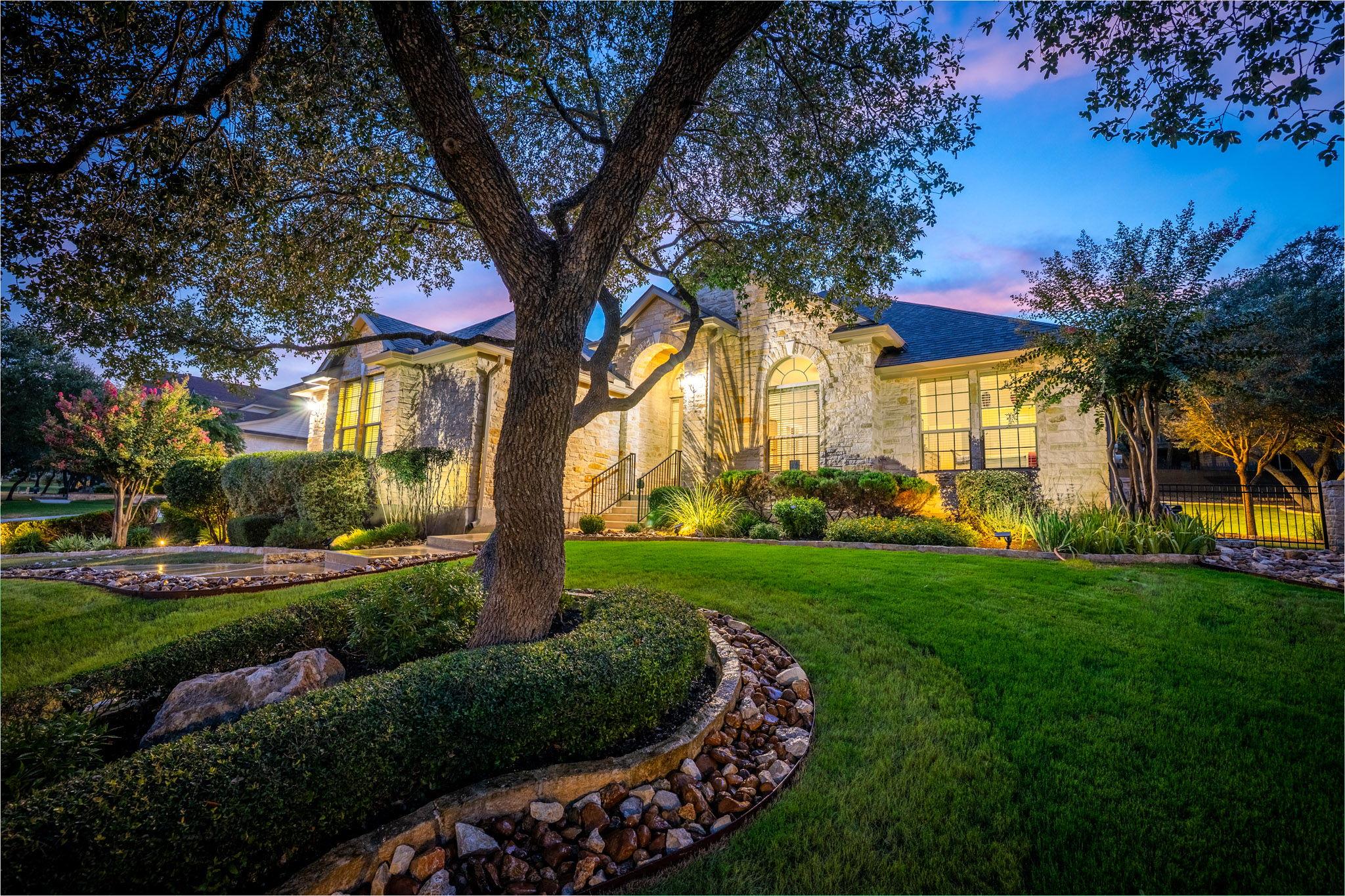 861 Santa Cruz, New Braunfels, TX 78132 — photo 1