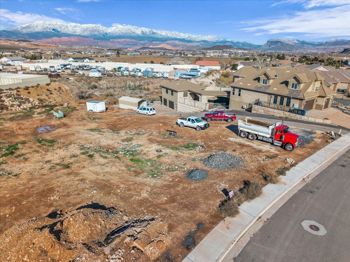 2192 S Angell Heights DR, Hurricane, UT 84737 — photo 1
