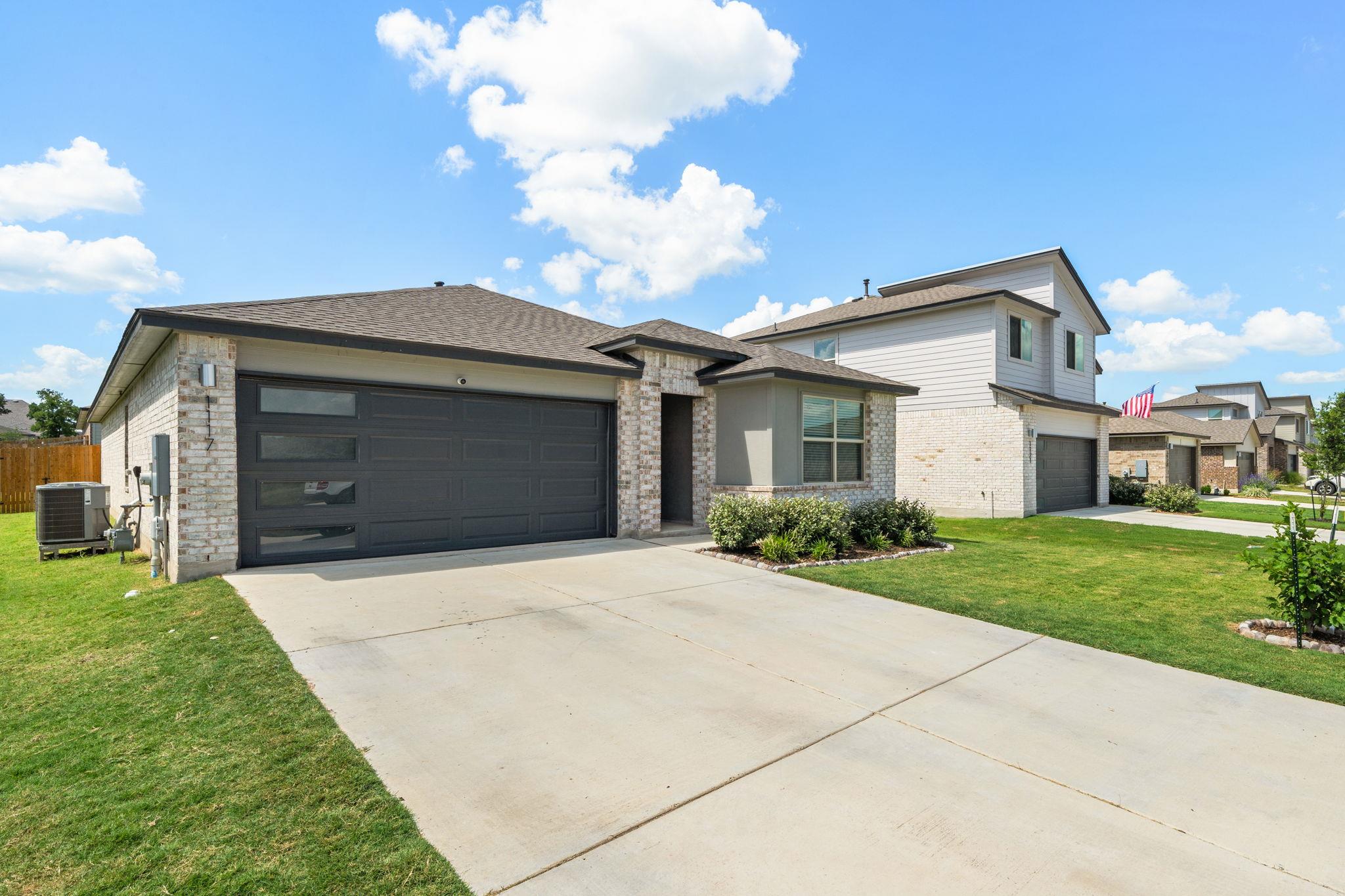 1117  Tipton St, Georgetown, TX 78633 — photo 1