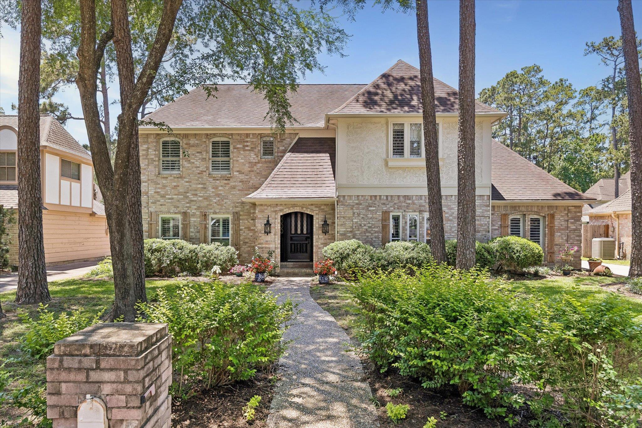 15111 Rose Cottage Dr, Houston, TX 77069 — photo 1