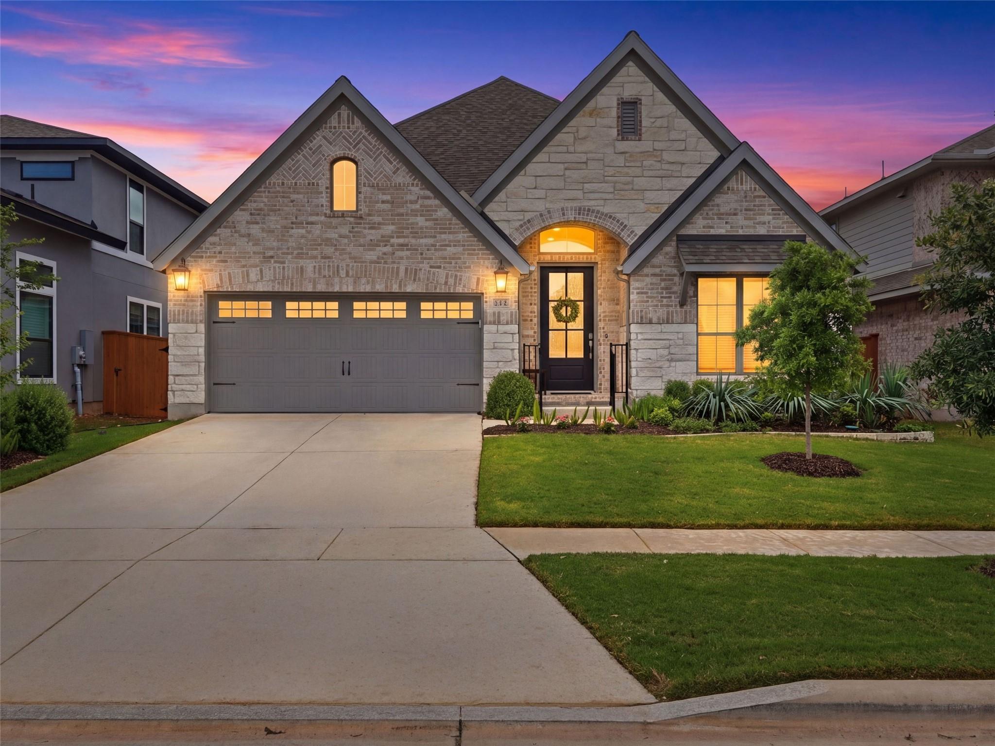 1833 Luna, New Braunfels, TX 78132 — photo 1