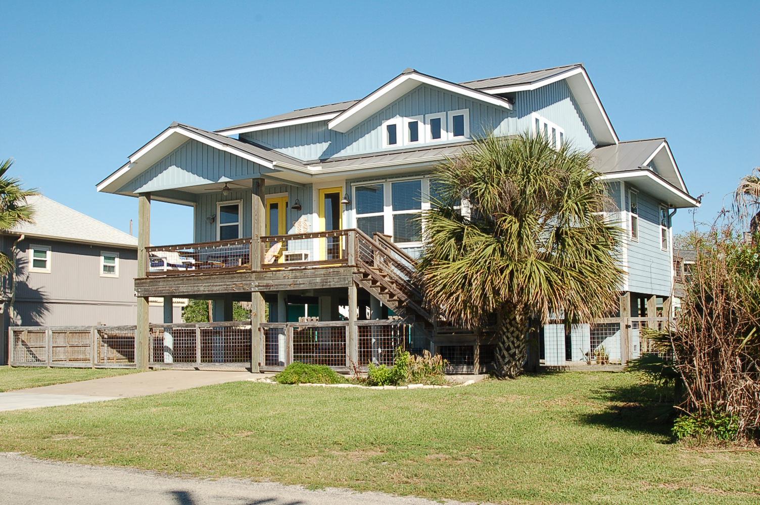 1 Jamaica, Rockport, TX 78382 — photo 1