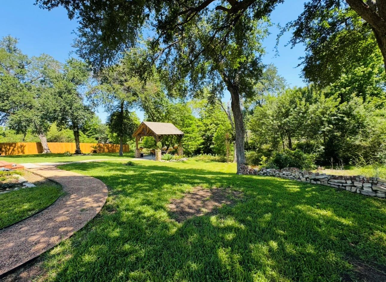203 11th, Elgin, TX 78621 — photo 1
