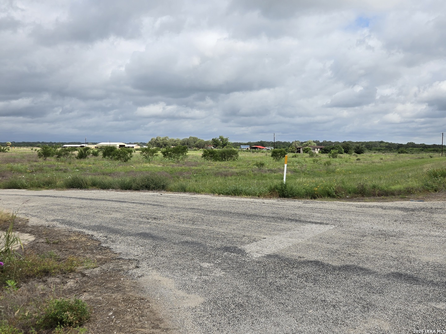 000 Highway 173, Hondo, TX 78861 — photo 1