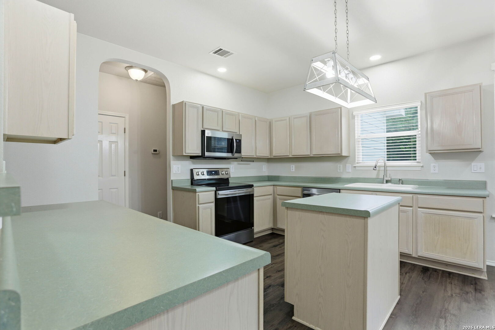 8623 Tioga Pass, , 78023 — photo 1
