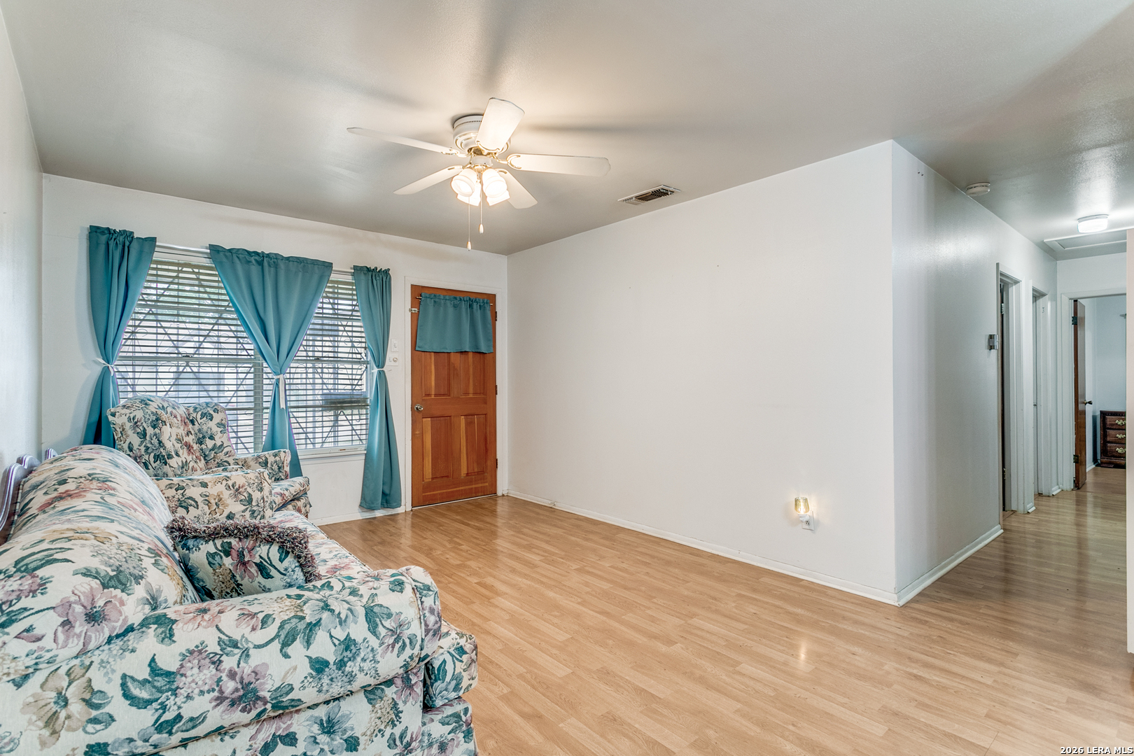 1504 WAVERLY AVE, ,  78201 — photo 1