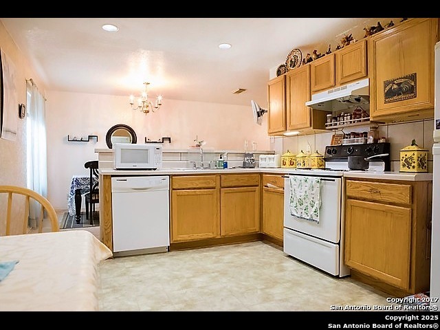 3 Brieley, ,  78250 — photo 1