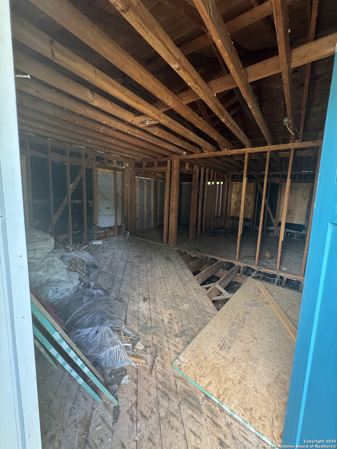 220 Frost St, ,  78201 — photo 1