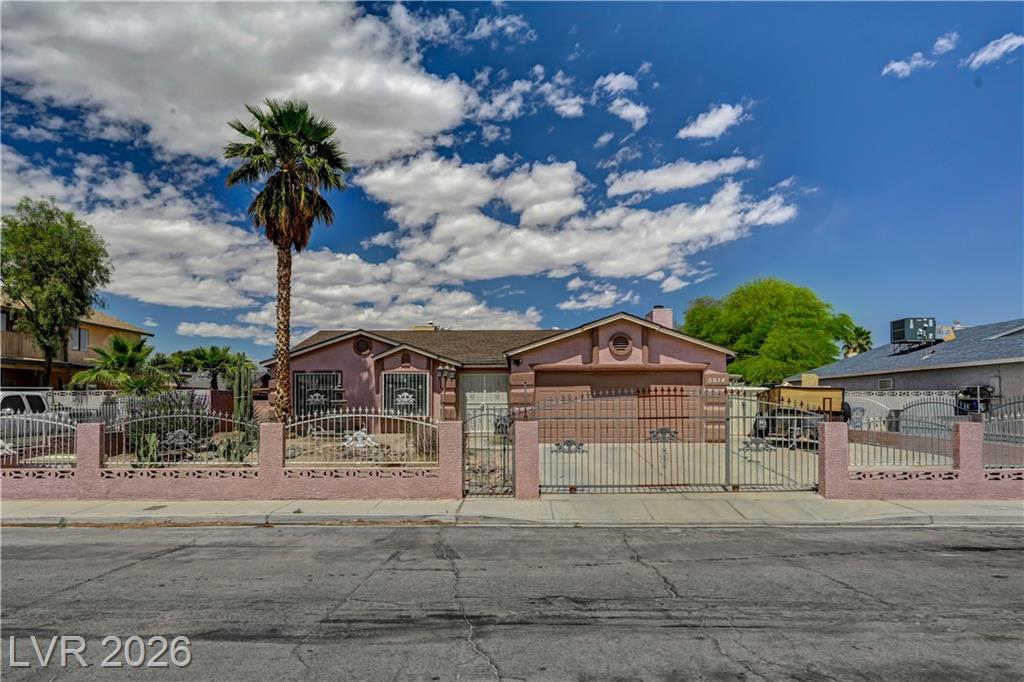 5614  Grossmont Avenue, Las Vegas, NV 89110 — photo 1
