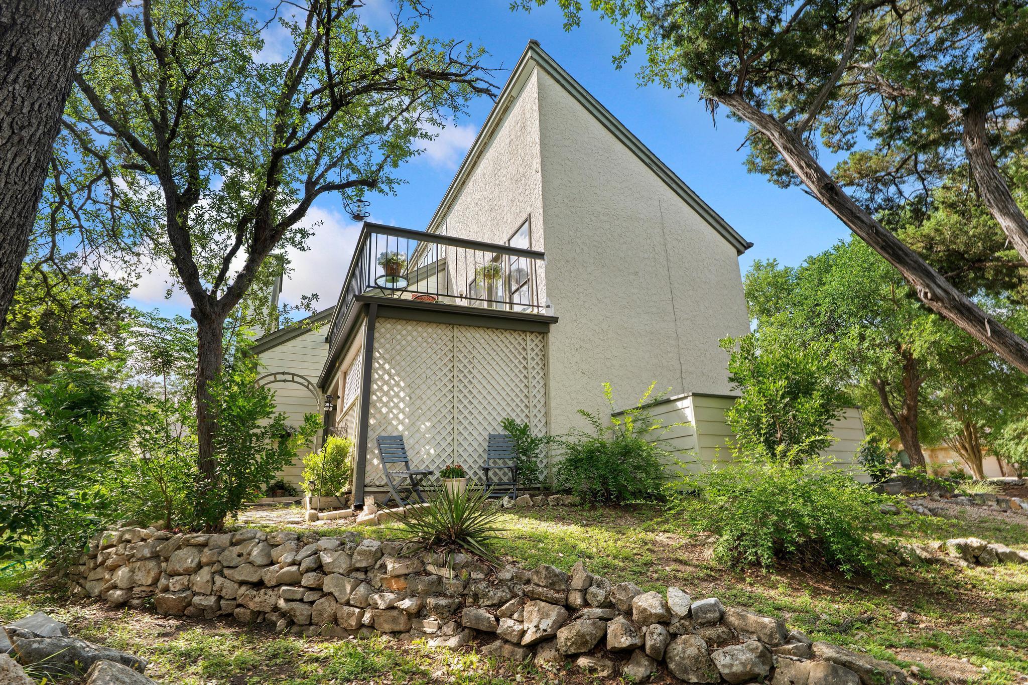 40 Casa Verde, Lakeway, TX 78734 — photo 1