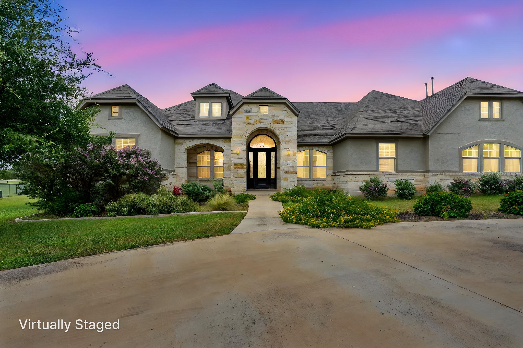 728 Deer Run Way, New Braunfels, TX 78132 — photo 1