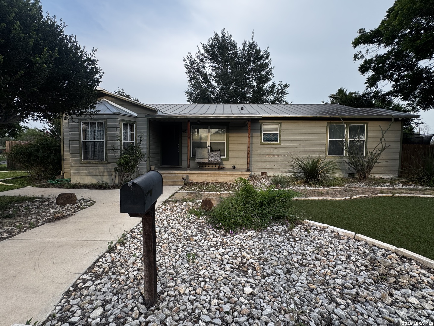 401 JAMISON DR, ,  78016 — photo 1