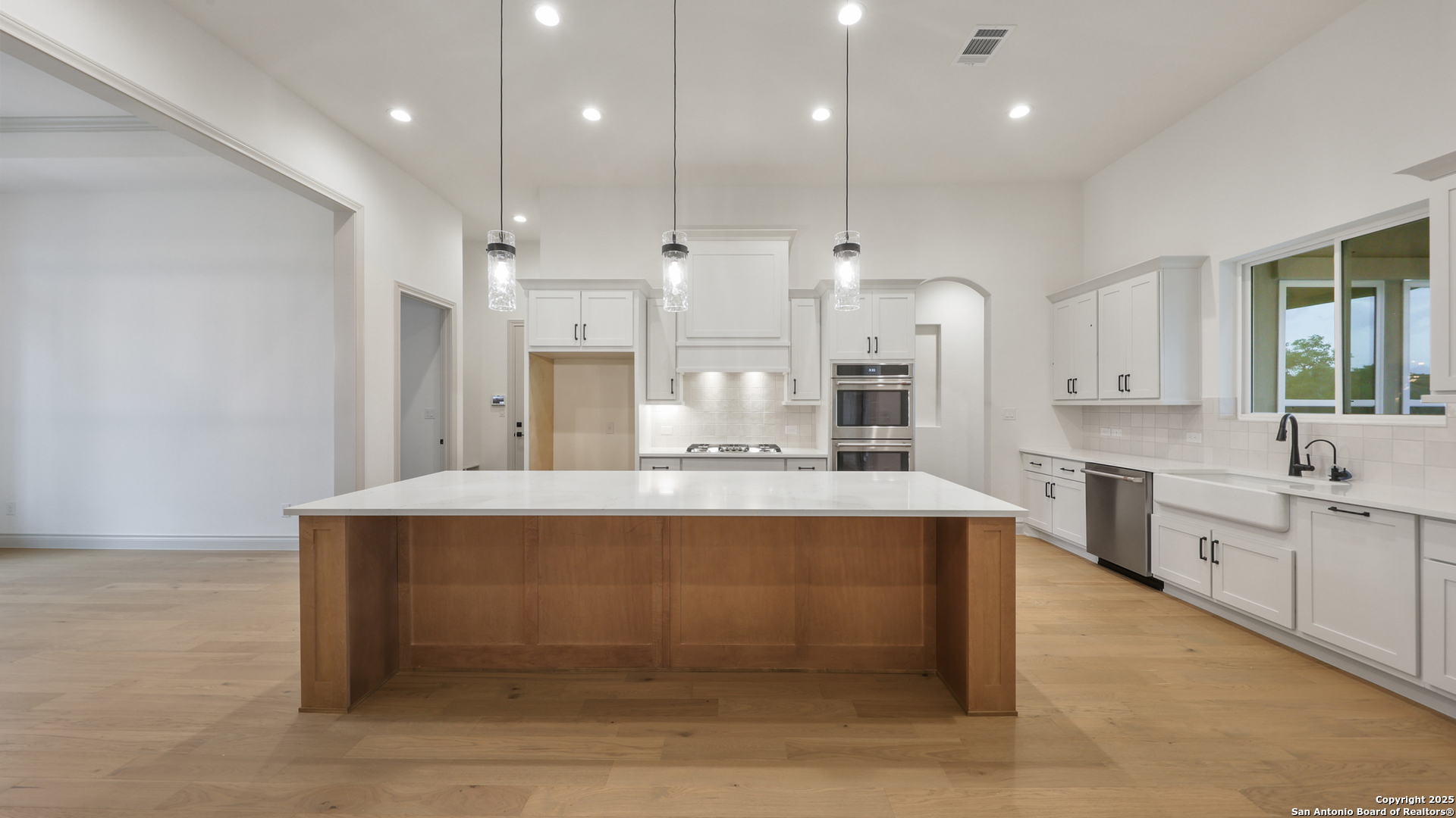 108 Tranquility Trl, ,  78669 — photo 1