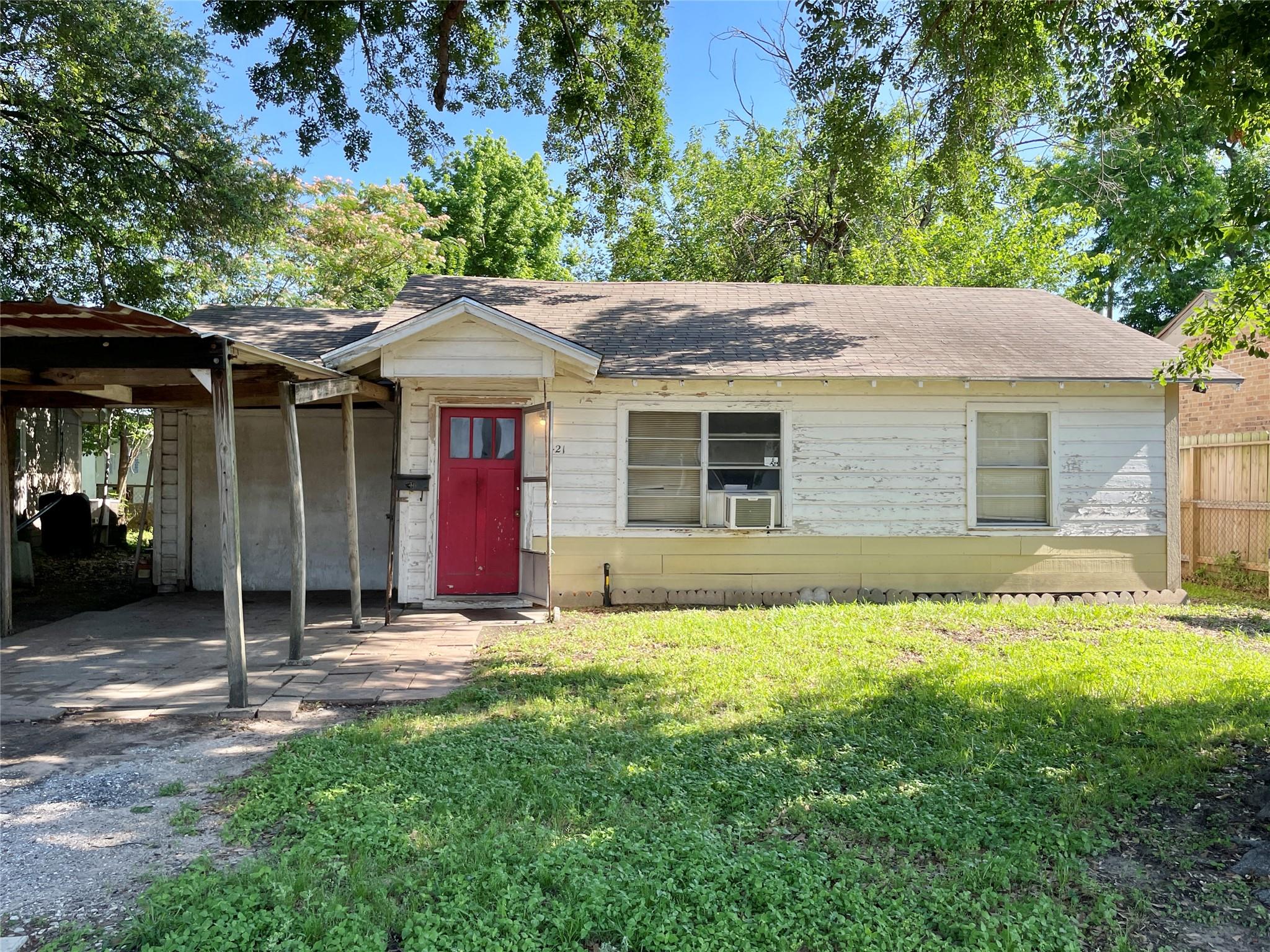421 Benbrook, Houston, TX 77076 — photo 1