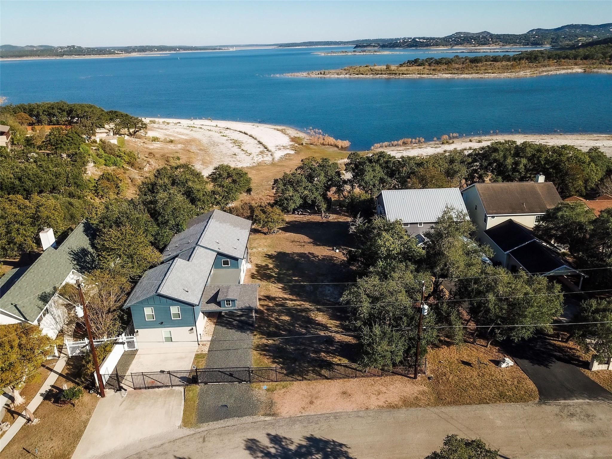 864 Lakebreeze, Canyon Lake, TX 78133 — photo 1