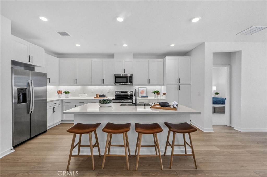 6114 Valentina Way 301, Eastvale, CA 92880 — photo 1