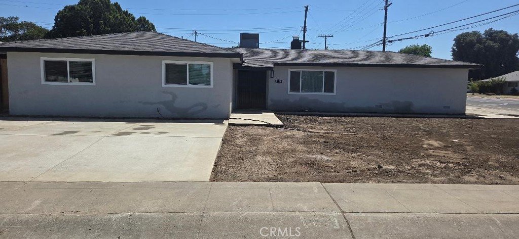 1138 Valley Street, Visalia, CA 93277 — photo 1