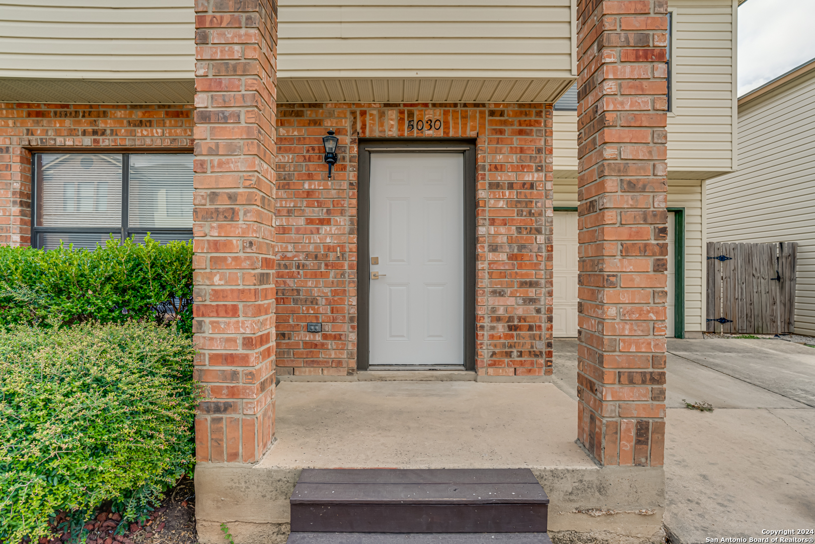 5030 Kenton Royalle, ,  78240 — photo 1