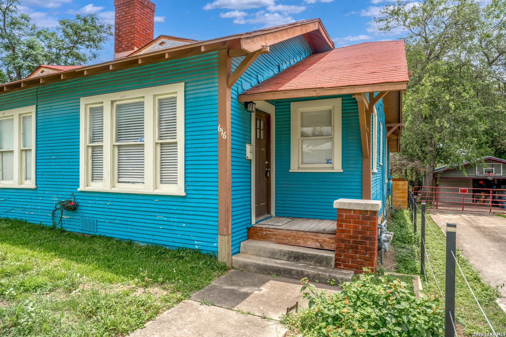 616 Agarita, , 78212 — photo 1