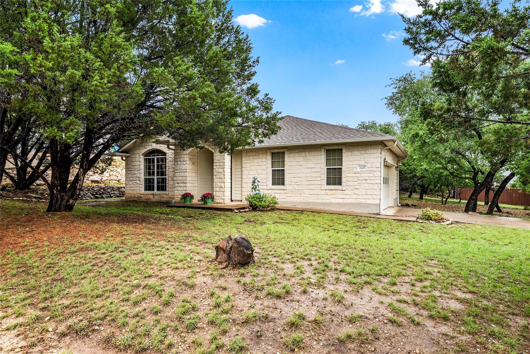 2601 Warren, Lago Vista, TX 78645 — photo 1