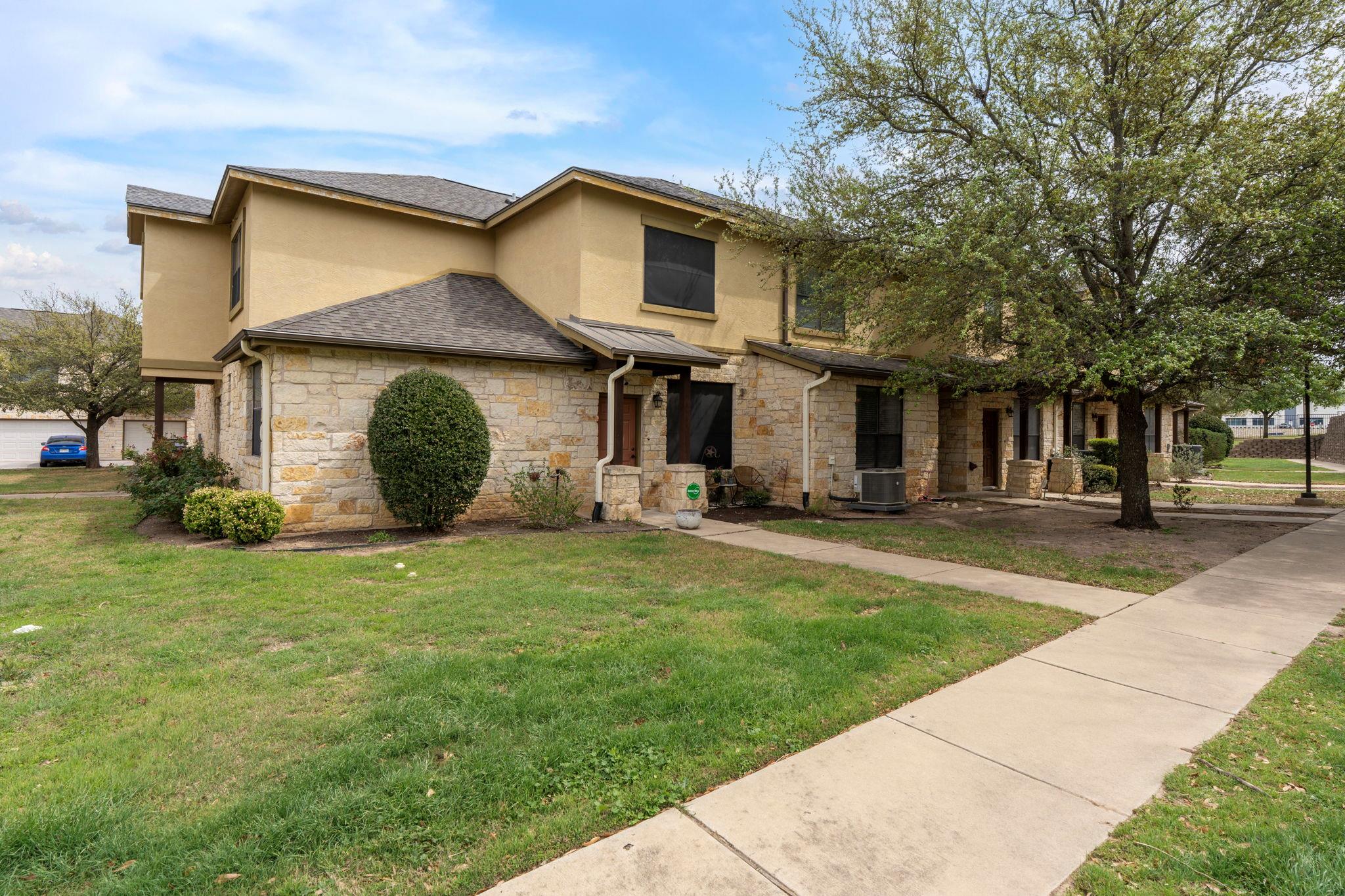 2101 Town Centre, Round Rock, TX 78664 — photo 1