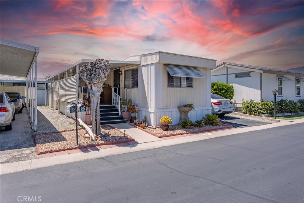 575 S Lyon Avenue 161, Hemet, CA 92543 — photo 1