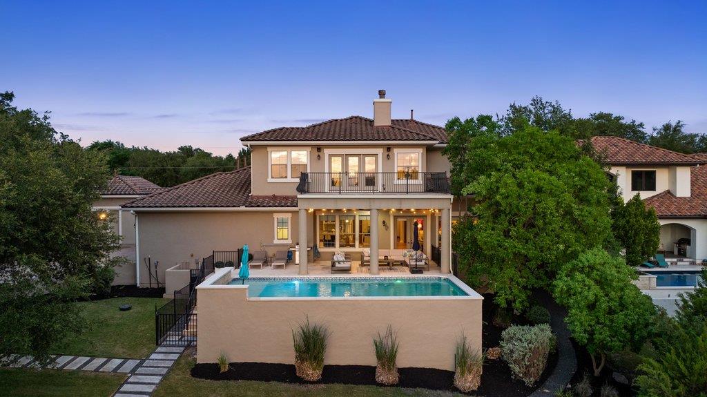 701 Hurst Creek, Lakeway, TX 78734 — photo 1